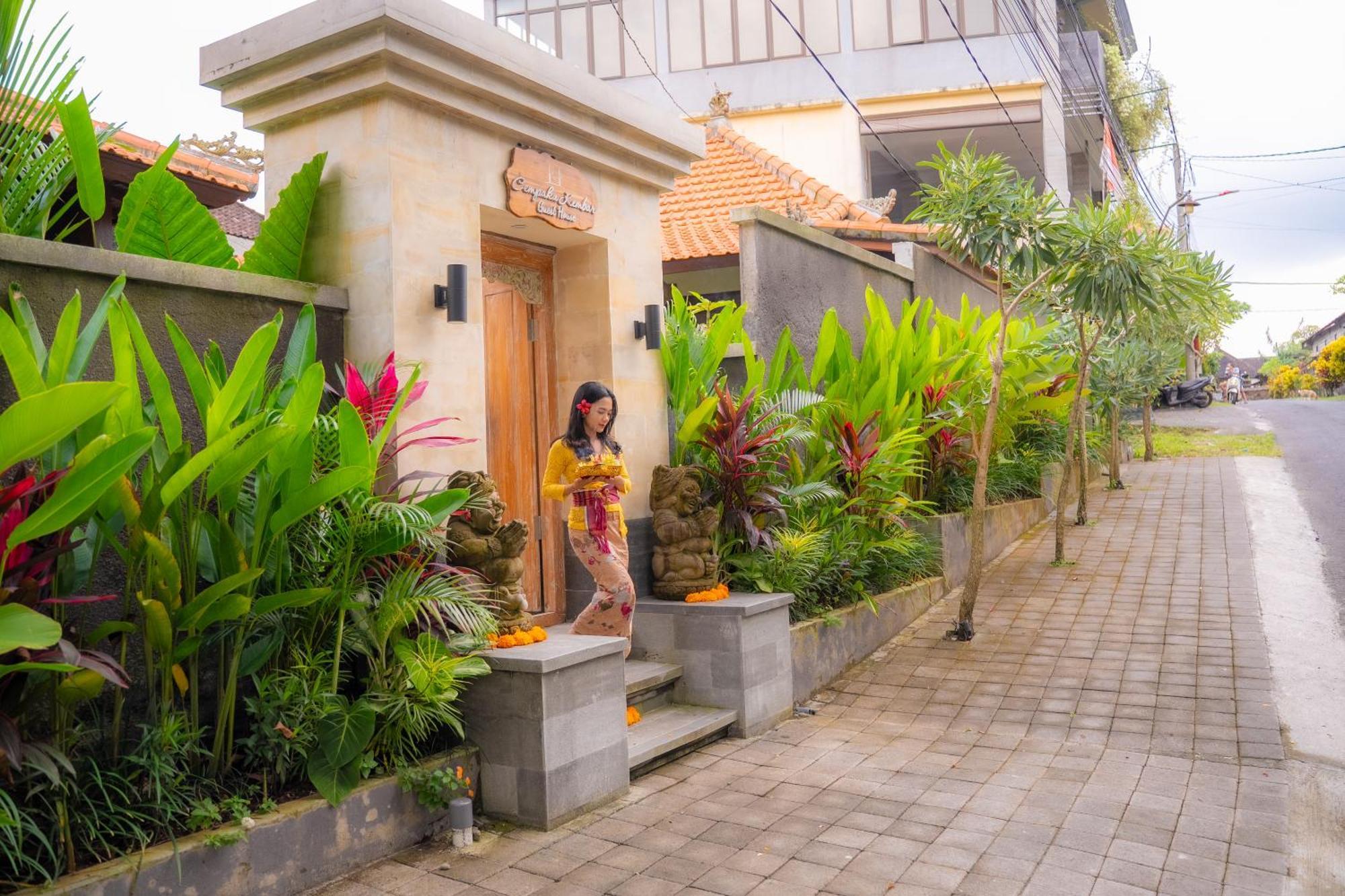 Cempaka Kembar Guest House Убуд Екстер'єр фото