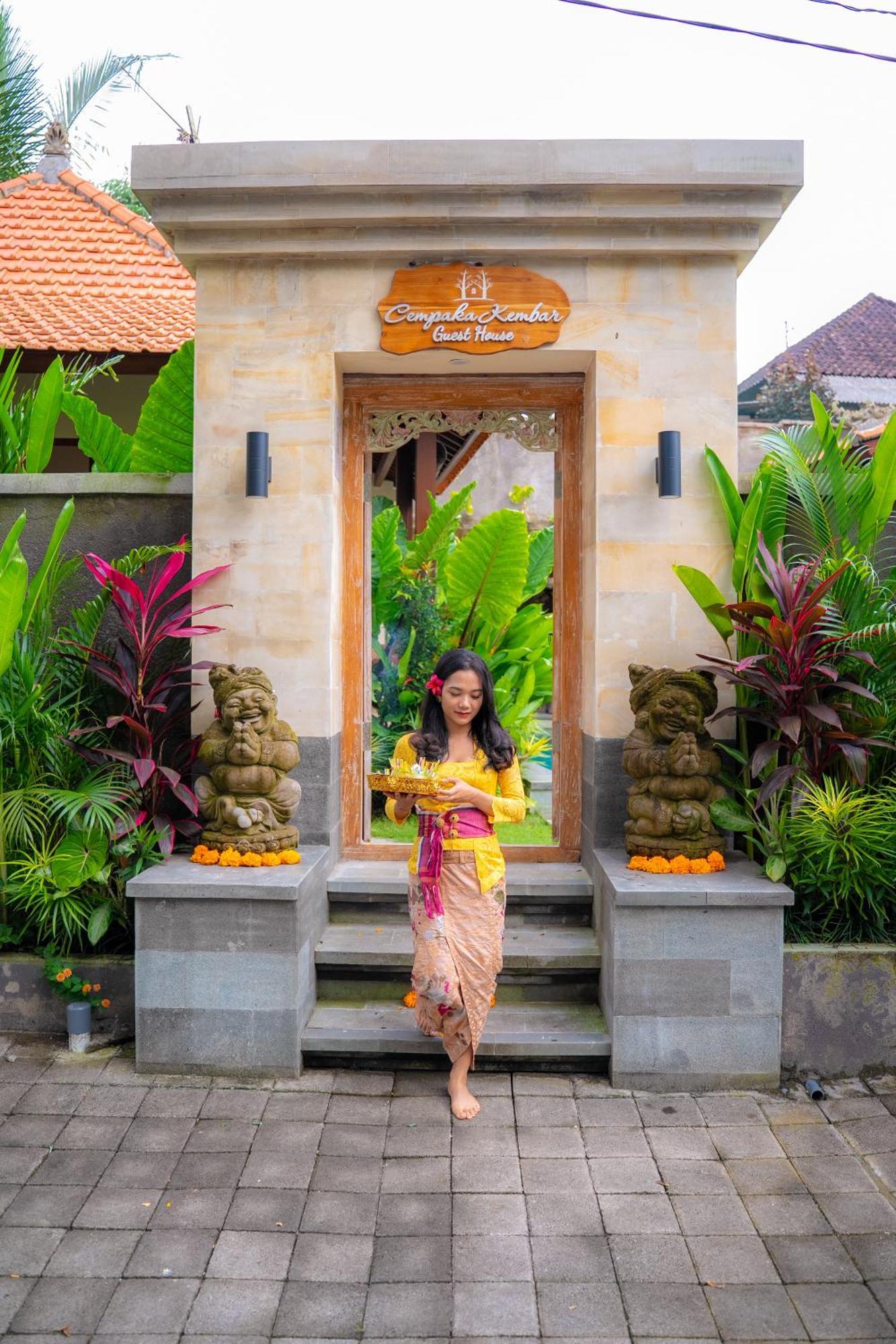 Cempaka Kembar Guest House Убуд Екстер'єр фото