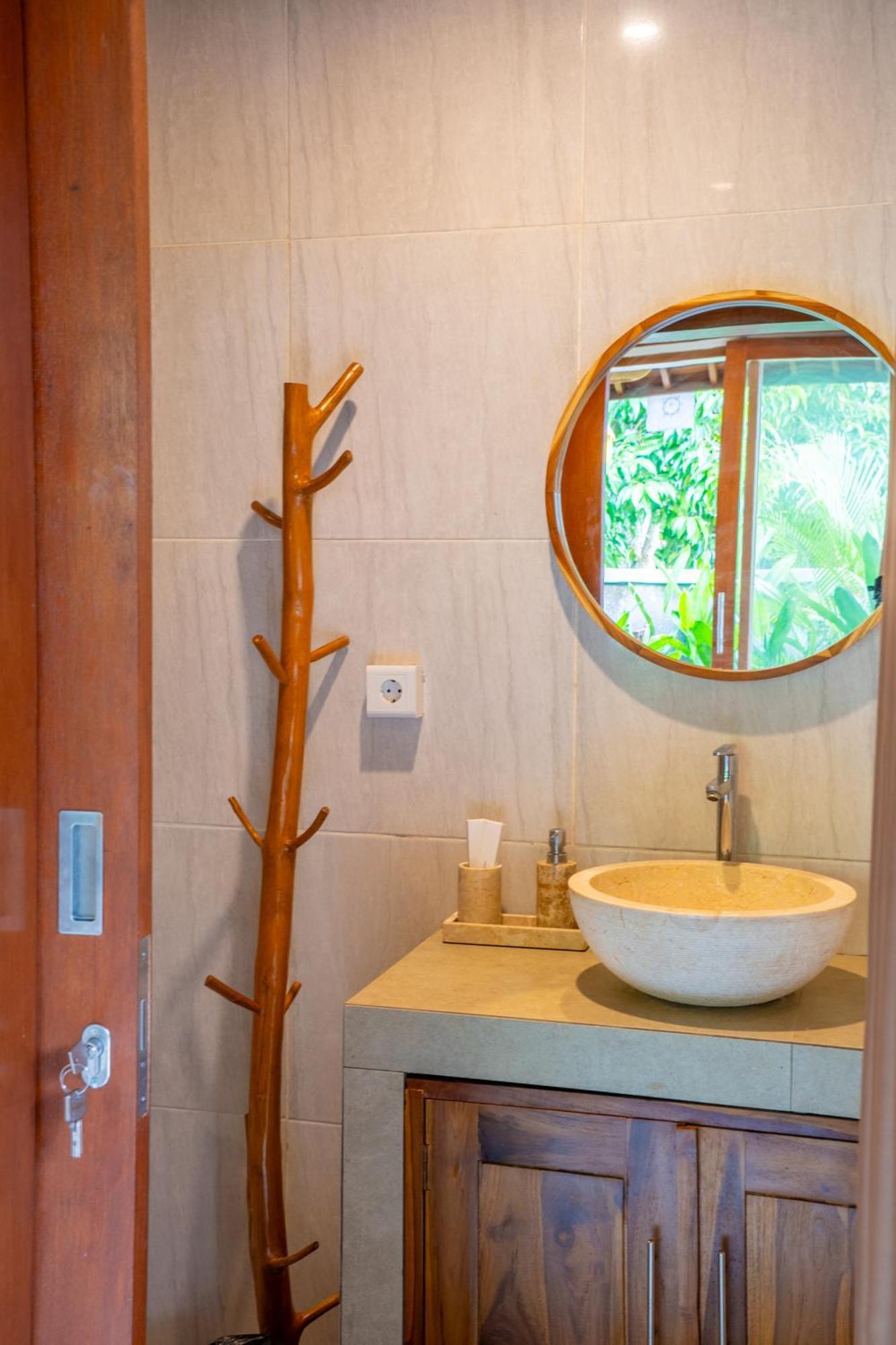 Cempaka Kembar Guest House Убуд Екстер'єр фото